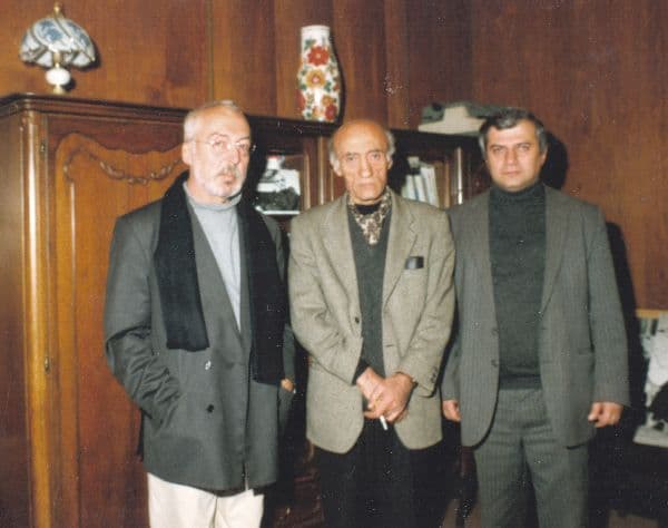 1990