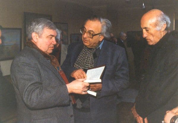 1990