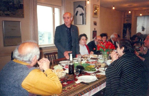 1990