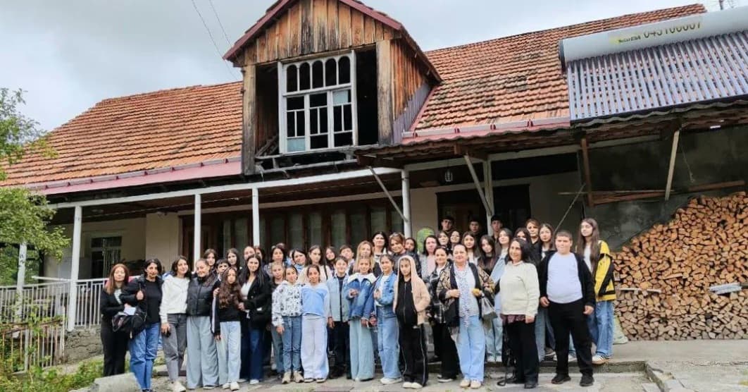 Զորավանի հիմնական դպրոցը գրողի տանը